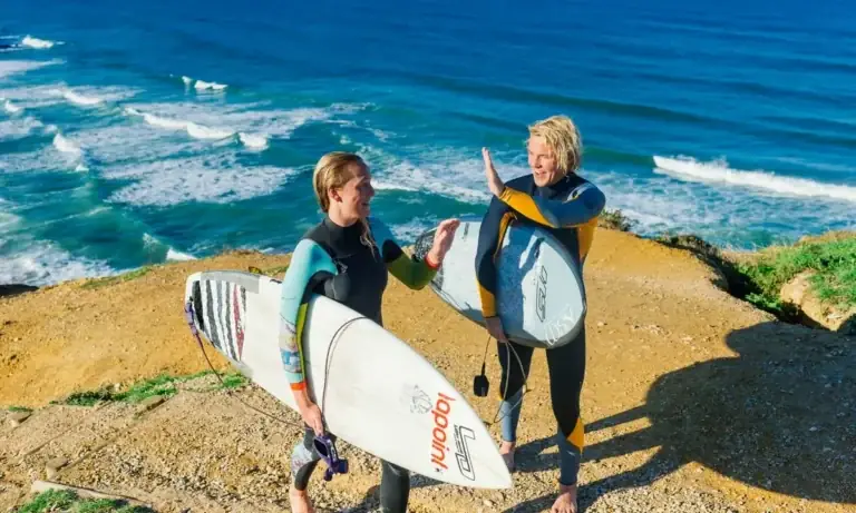 Best Surfing Camp in the US: Definitive Guide & Analytical Review