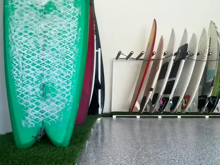 Common Surfing Gear Mistakes: Equipment Failure Prevention