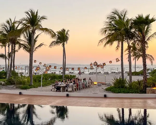 Luxury Surf Retreat USA: Premium Coastal Locations & Selection Analysis